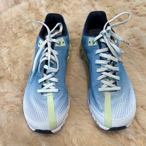 On Running Sneakers W8.5